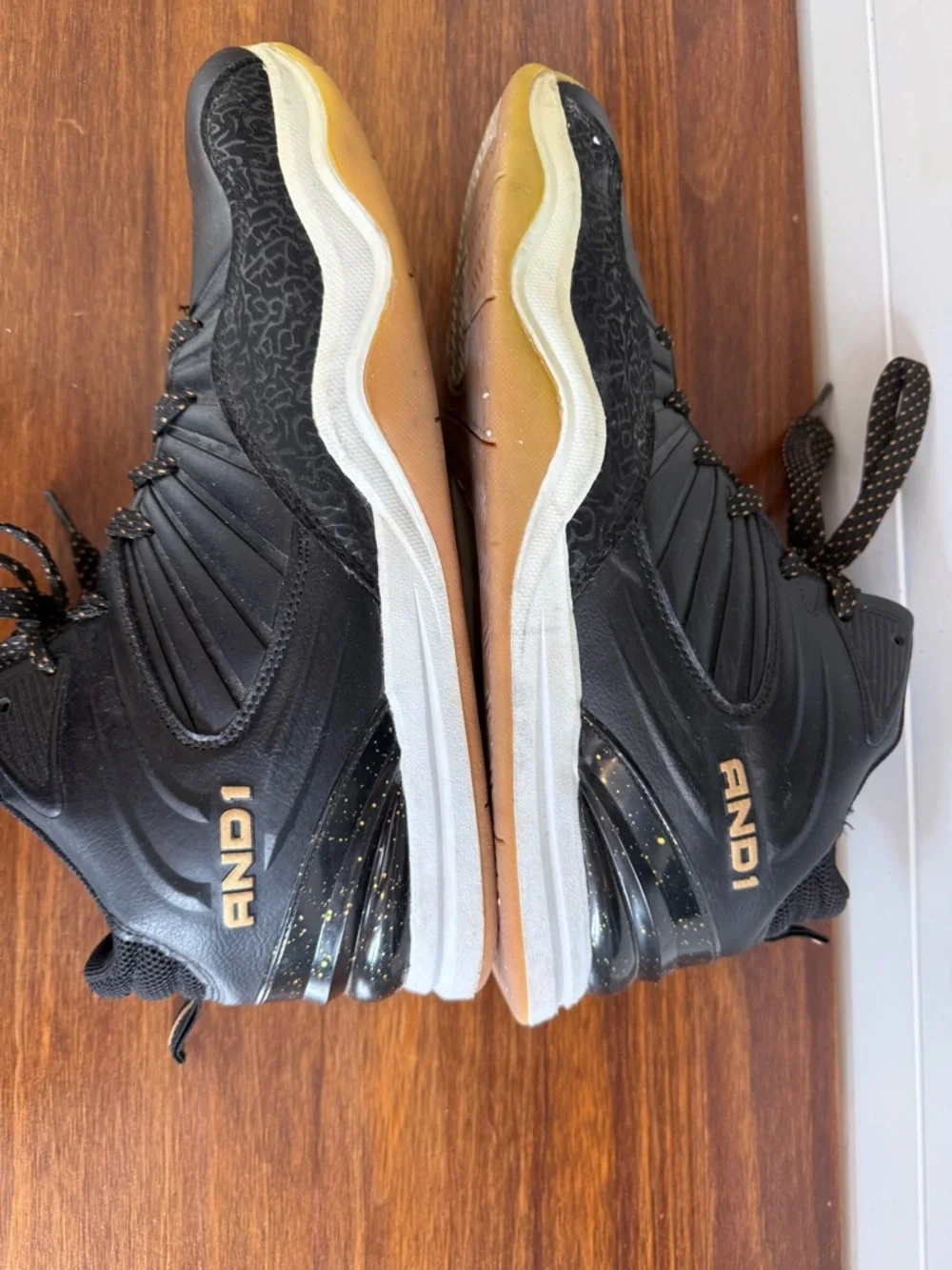 AND1 Mens Size 12 Black Basketball Shoes Athletic Sneakers Streetwear - Picture 4 of 7